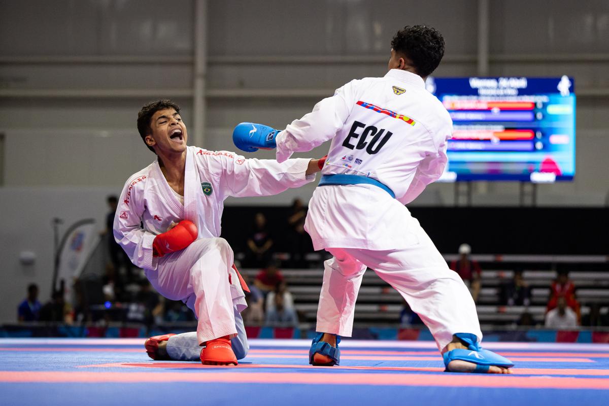“Bravo guerreiro”: Lucas da Silva é ouro e karatê soma mais três medalhas no Panamá