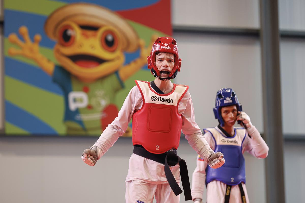 Feito para o taekwondo, Nicolas Kalkmann é ouro no Panamá