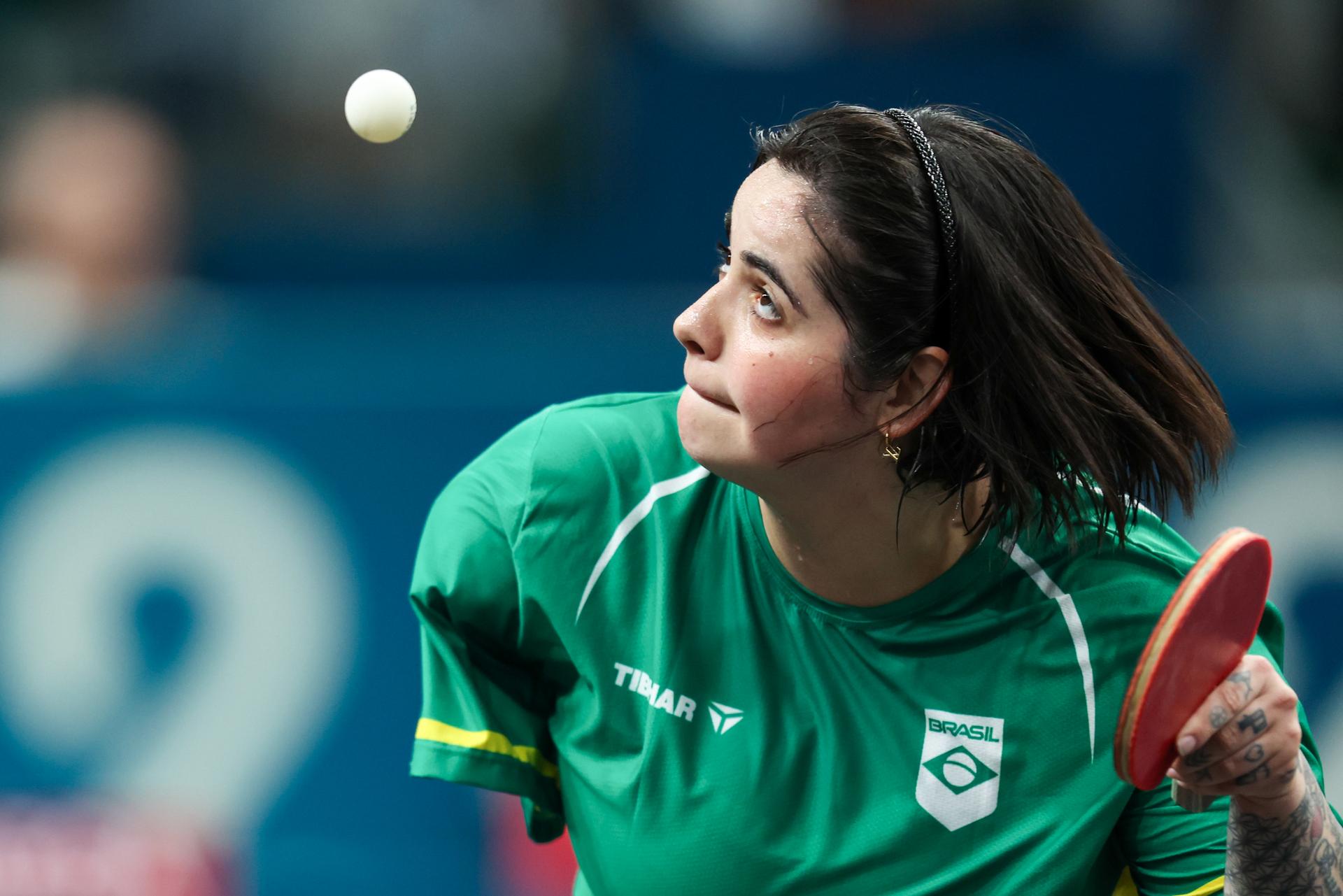 Bruna Alexandre faz história em Paris