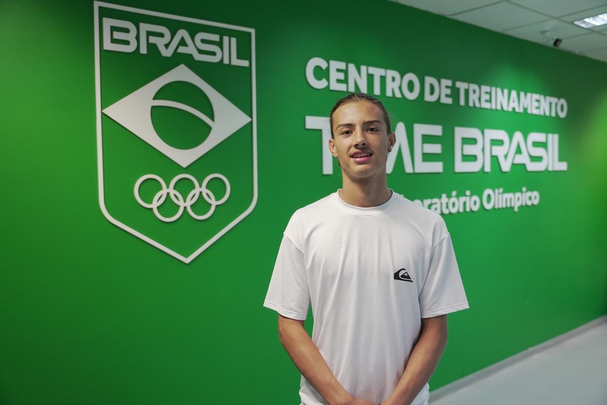 Jovem destaque no snowboard freestyle, Luca Mérimée defenderá o Time Brasil a partir da temporada 2024-2025