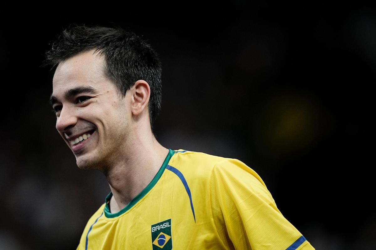 Campeão da Copa do Mundo e vice do Mundial, Hugo Calderano supera tristeza de Paris e se coloca na elite do esporte