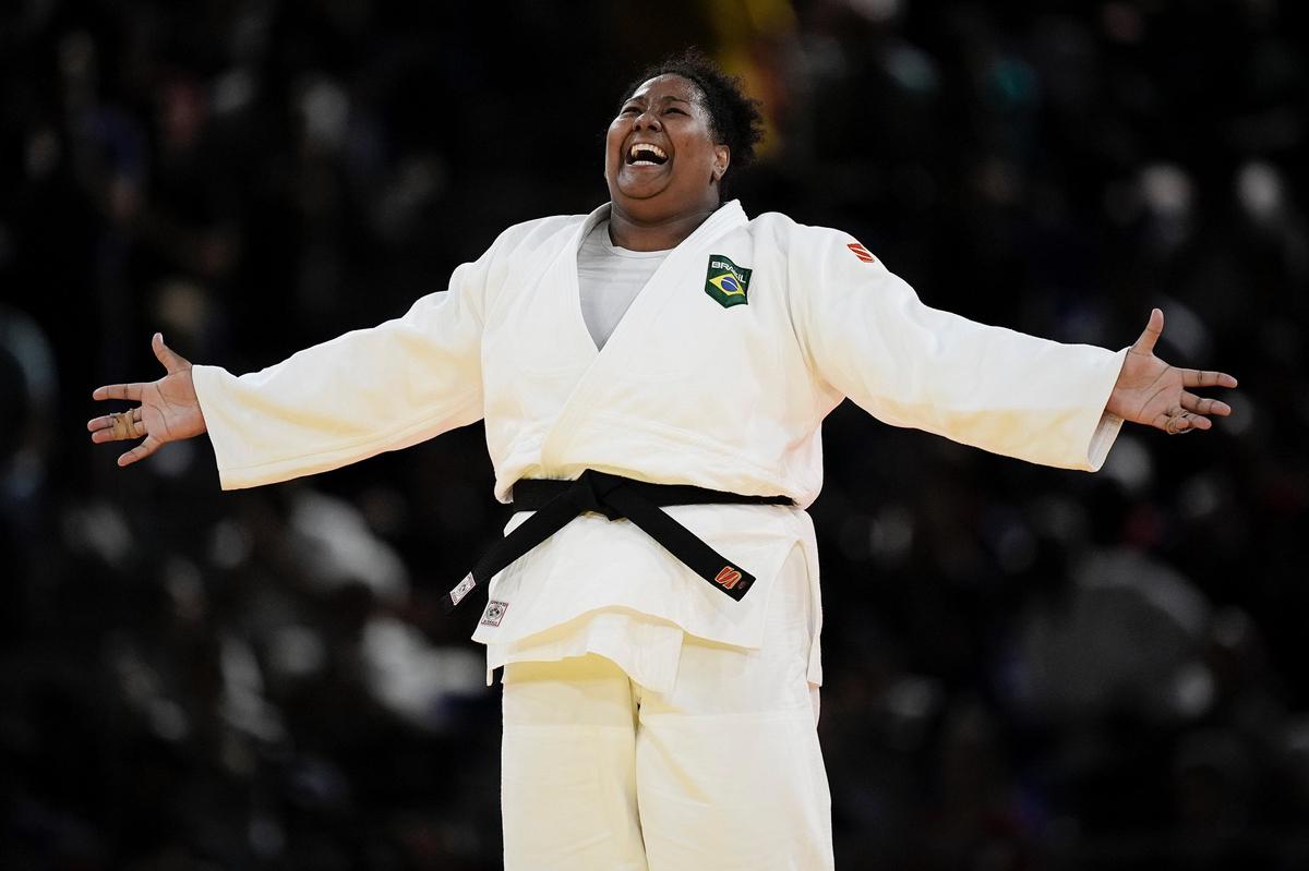 Fim de semana de transmissões tem campeã olímpica Bia Souza