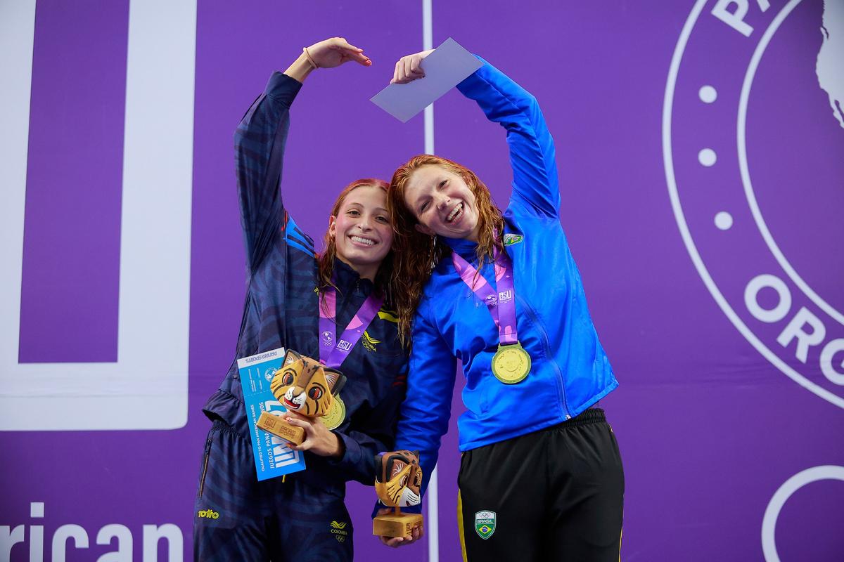 Stephanie Balduccini iguala número de medalhas de Cali, e divide ouro e recorde na natação