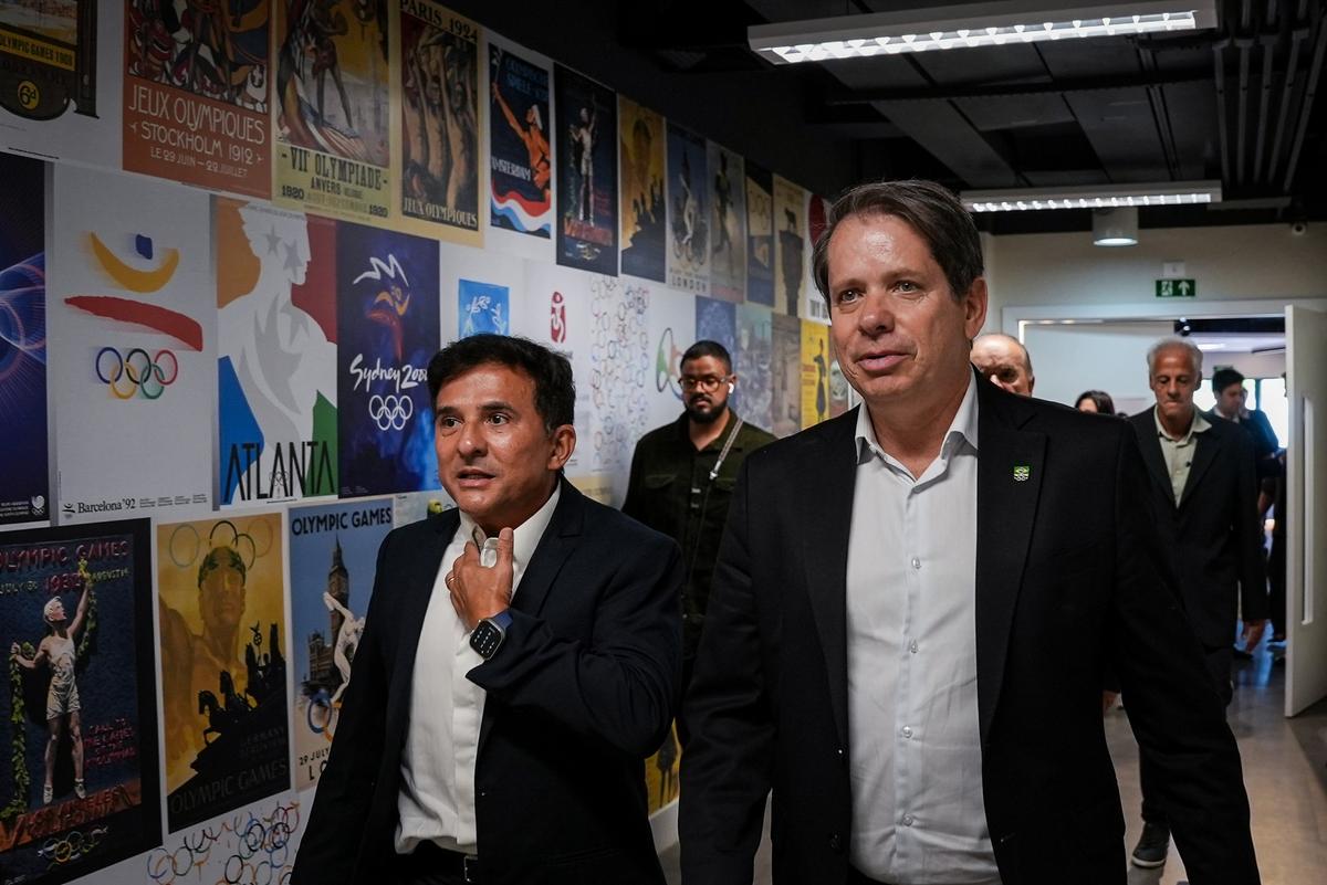 Ministro do Esporte visita Centro de Treinamento do Time Brasil e reforça parceria com o COB em prol do alto rendimento