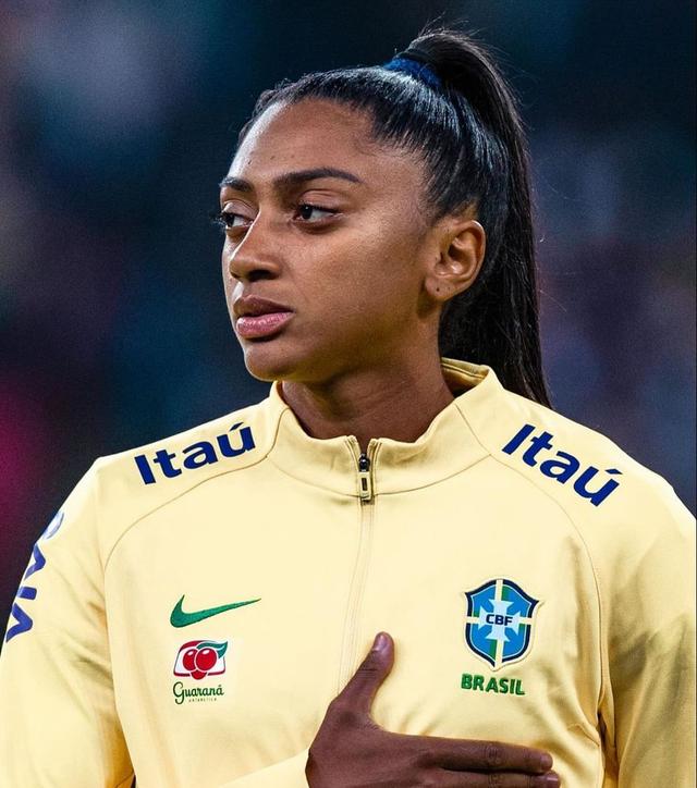 Kerolin Ferraz