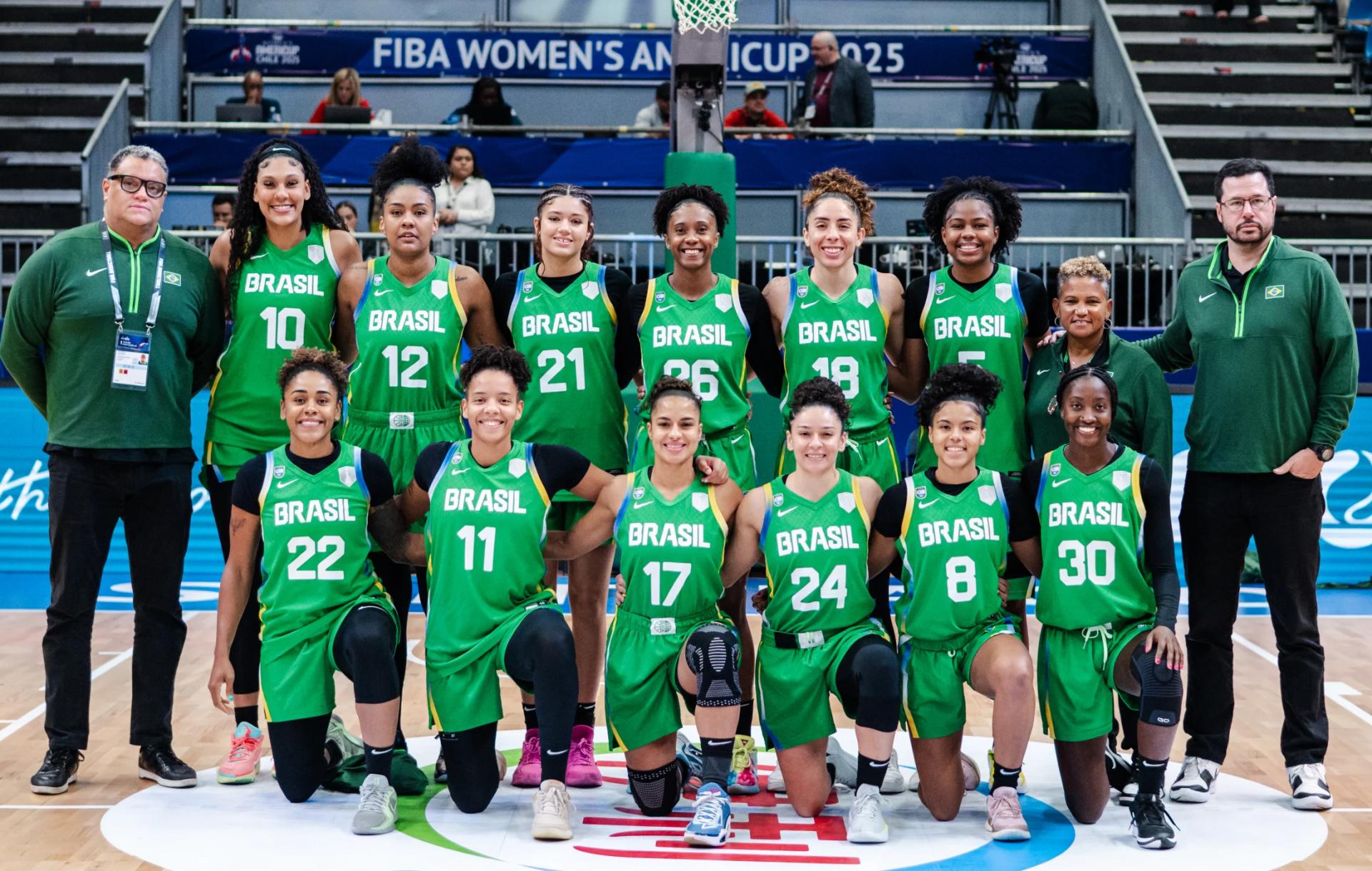 Em processo de renovação, seleção feminina de basquete começa bem o novo ciclo olímpico