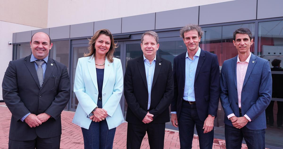 Comitê Olímpico do Brasil recebe Comissão do Esporte do Senado, no CT do Time Brasil