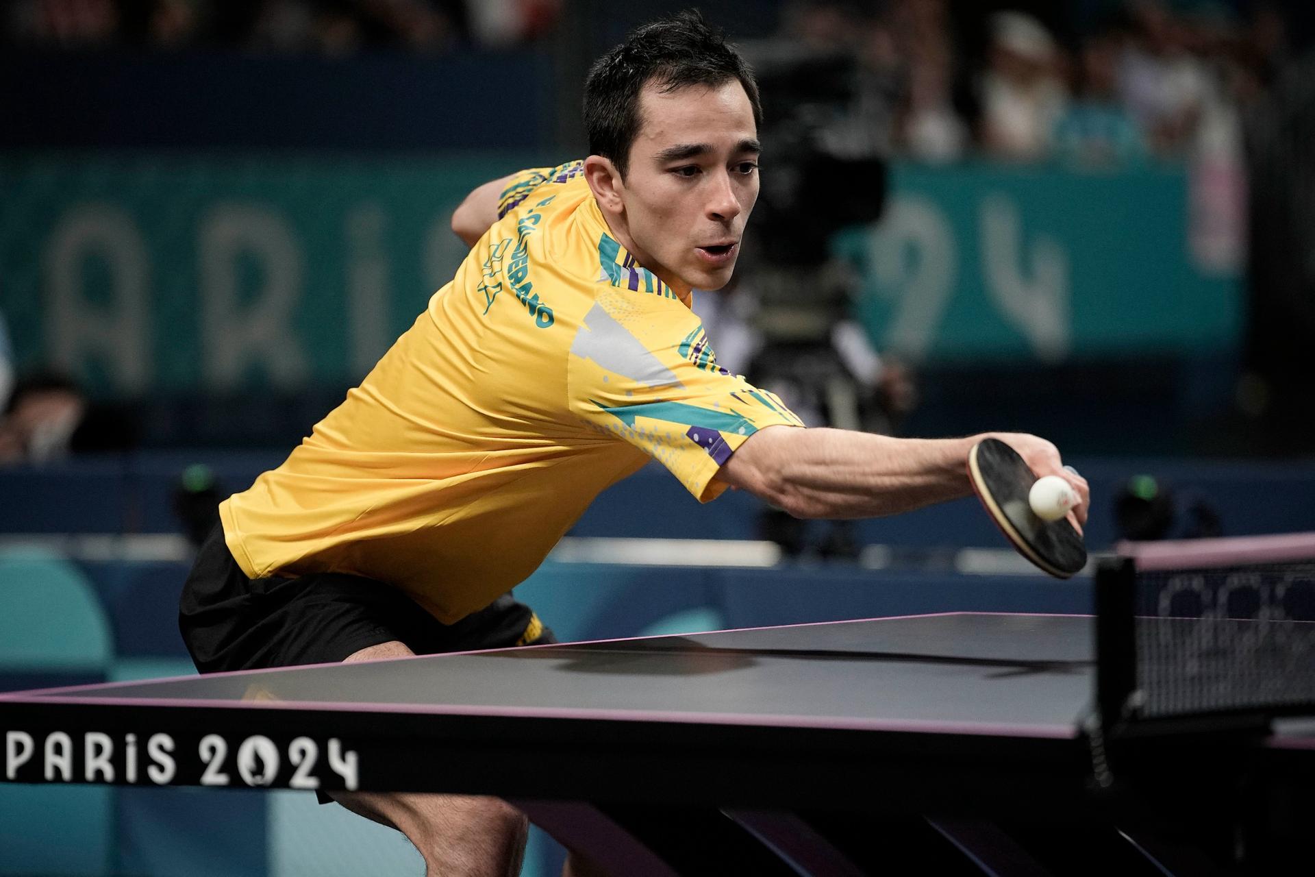 Hugo Calderano enfrentou o francês Felix Le Brun na disputa pela medalha de bronze. Foto: Alexandre Loureiro/COB.