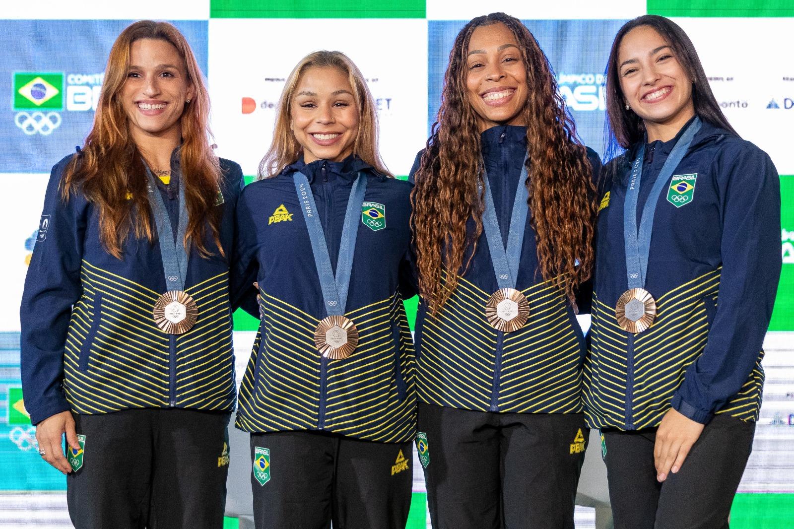 Medalhistas da ginástica na Fan Fest - Crédito: Léo Barrilari/COB Medalhistas da ginástica na Fan Fest - Crédito Léo Barrilari COB