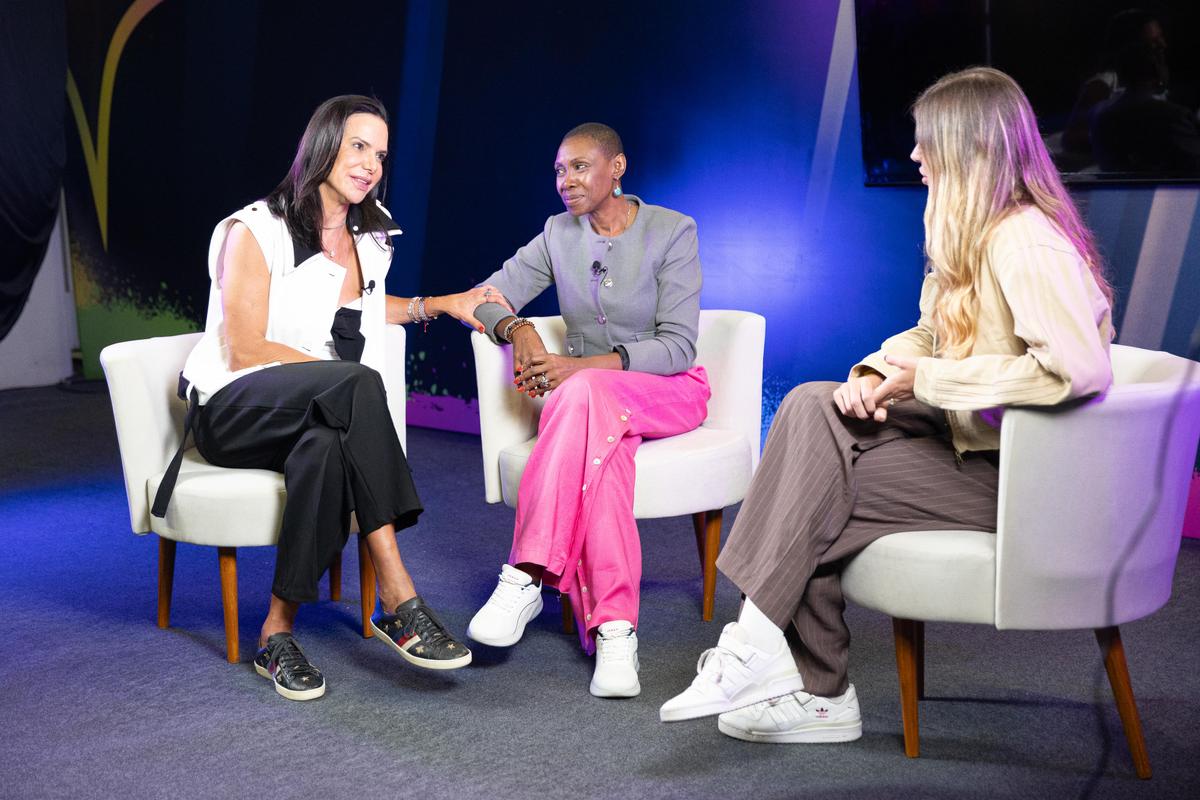 Quando Brasil e Cuba pararam o vôlei: Virna e Mireya revivem rivalidade histórica durante a COB Expo