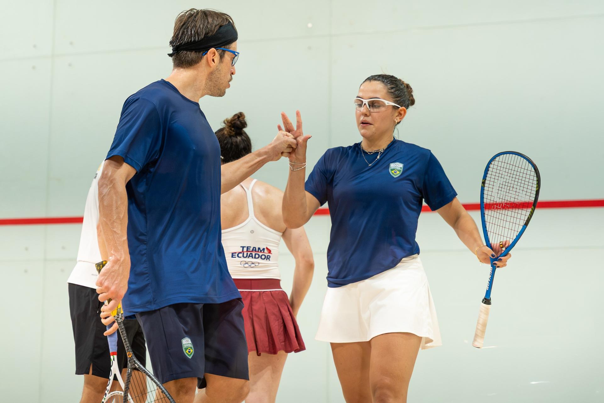 2026.09.24 - Jogos Sul-Americanos Santa Fé 2026 - Squash - final de duplas mistas no Parque Independencia. Na foto, os brasileiros Laura Silva e Pedro Mometto enfrentam os atletas do Equador, David Costales e María Moya. Foto: Mariana Sá/COB